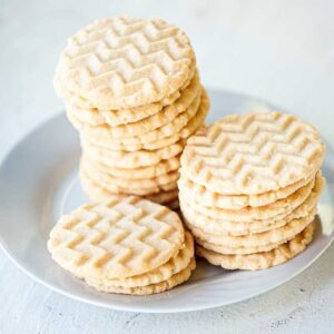 Buttery Shortbread Bite Sized Cookies
