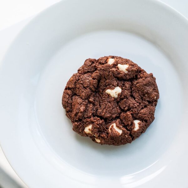 Fudgy White Chocolate Cookies - Image 3